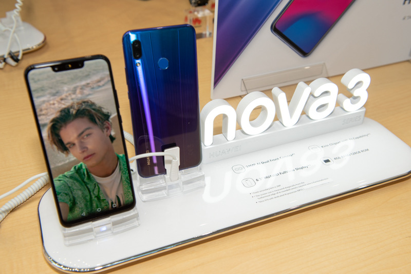 「HUAWEI nova 3」