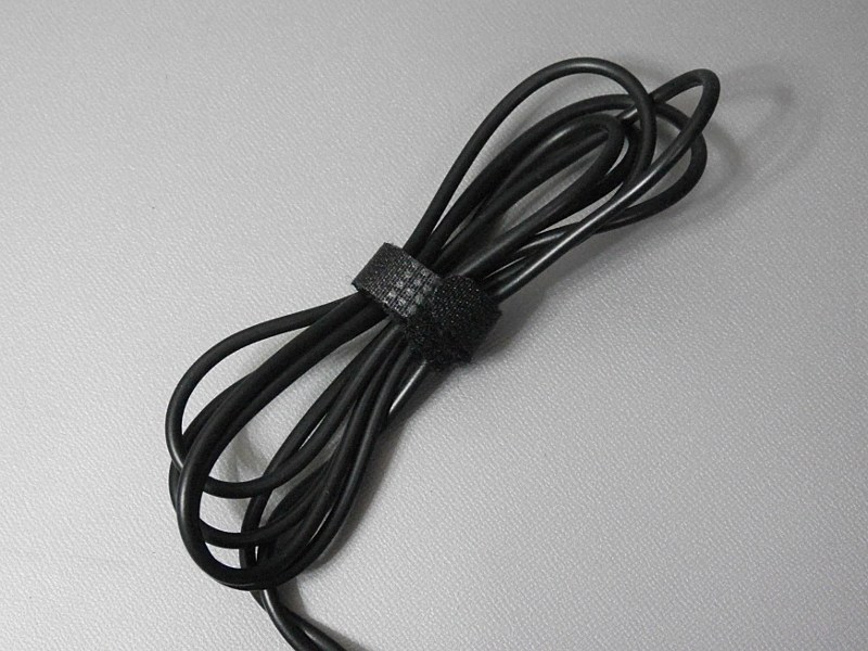 通常のタイの場合、このように中央部分の一箇所で縛ることになる