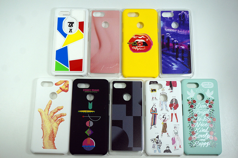 こちらがそのカバー。おおむね5800円で、左上の「ANREALAGE」だけ6800円。いくつか、ARコンテンツ対応のものがあります