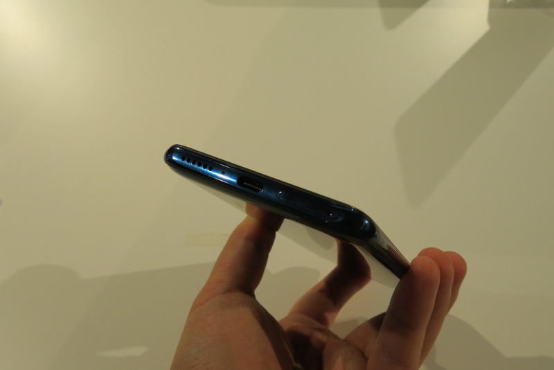 日本では発売されないがランボルギーニとのコラボレーションモデルも展示されていた