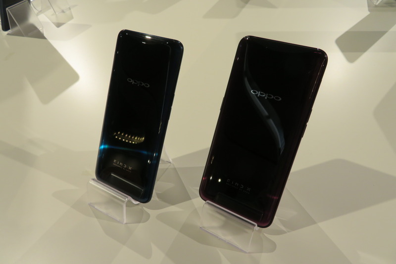 日本では発売されないがランボルギーニとのコラボレーションモデルも展示されていた