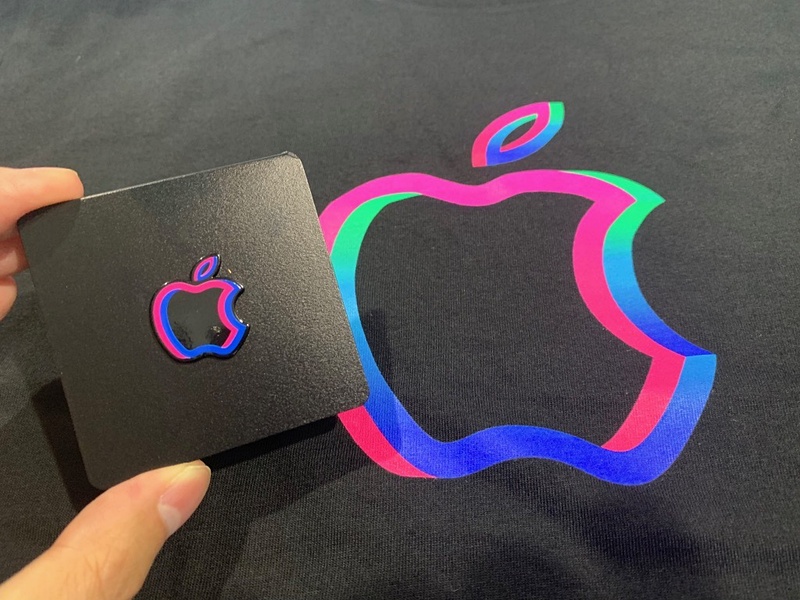 配布されたリニューアル記念品のロゴ。このロゴはApple 渋谷の専用オリジナルロゴの模様