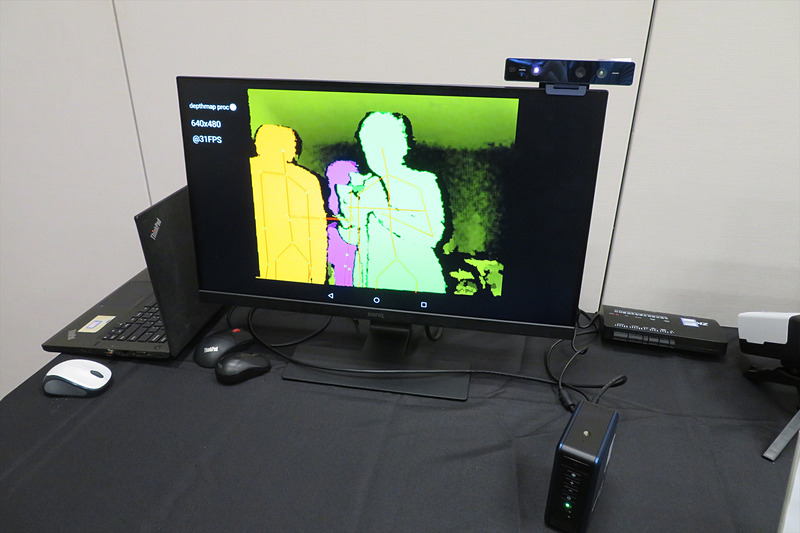 深度センサーで骨格の動きを検出するデモ