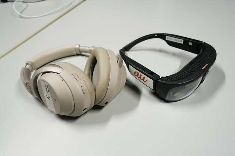 ODGのR-9とソニーのノイズキャンセリングヘッドセットを使っている