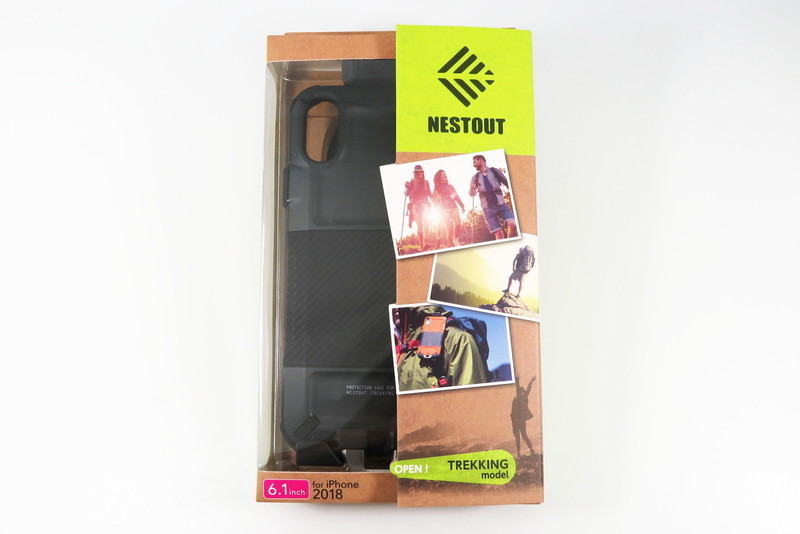 専用ホルダーが付属し、ショルダーストラップに装着が可能