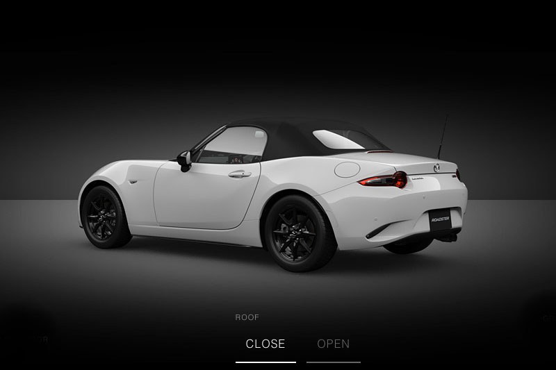 マツダ「ロードスター（NDロードスター）」。2シーターFRスポーツカーで、排気量1500cc。ロードスターRFと違い、後方までガバッとオープンになり、より高い解放感があります。屋根は幌タイプ。※画像はメーカーサイトより抜粋。