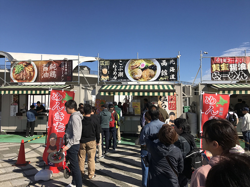 ラーメンショー会場。日本全国の有名ラーメン店が出店