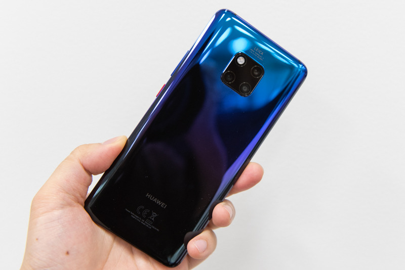 「HUAWEI Mate 20 Pro」、ボディカラーはトワイライト