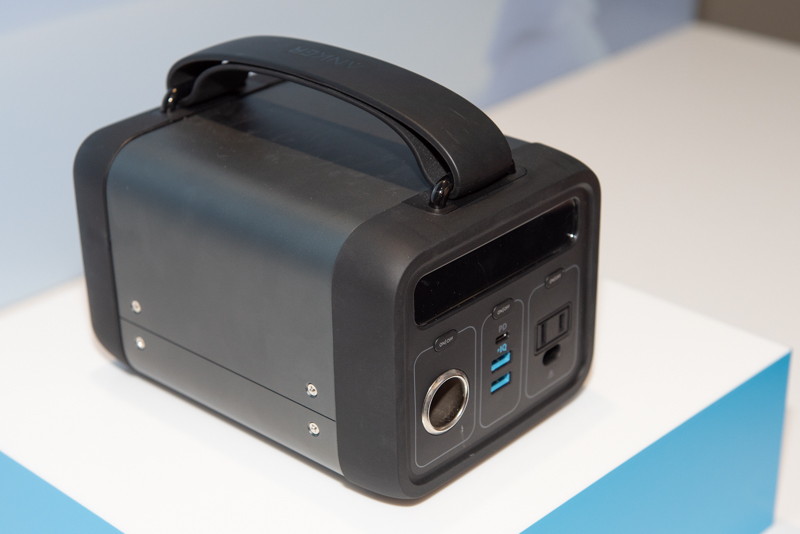 「Anker PowerHouse 200」