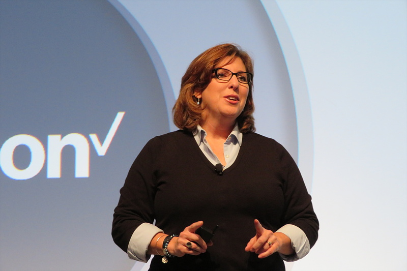 VerizonでChief Network Engineering OfficerおよびHead of Wireless Networksを務めるNicki Palmer氏