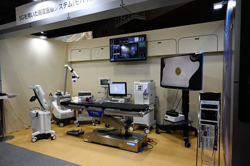 この設備をバスの中に収めて“モバイル化”を図る