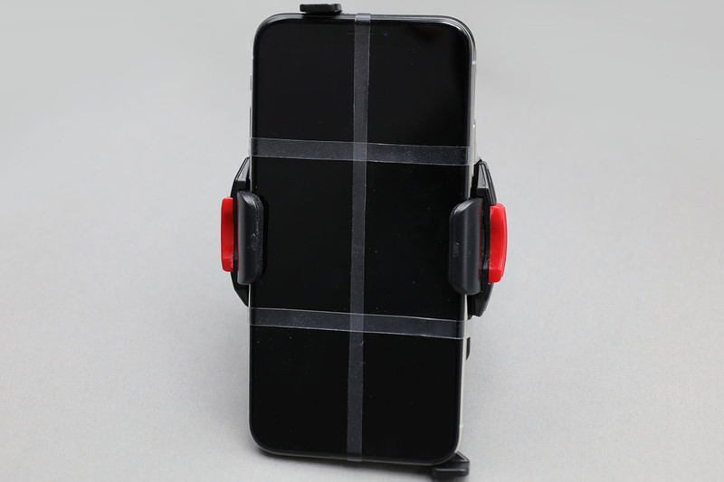 2018年6月20日掲載の「<a href="https://k-tai.watch.impress.co.jp/docs/column/korekori/1128410.html" class="strong bn" target="_blank">モビロン最高！　モビロンLOVE♪</a>」。より強い輪ゴムを求めて探したら、TPU（熱可塑性ポリウレタン）素材の優れた「輪ゴムのように使える伸縮性リング」に行き着いたという話。現在でも、もちろん愛用中です♪