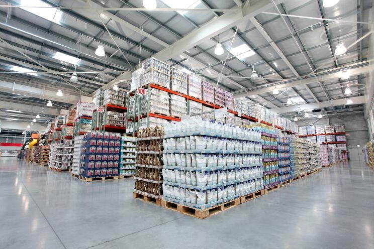 会員制の倉庫型量販店として知られるコストコ。コストコではデジタル系製品も多々売られていて、高品質で低価格なものが多かったという記事です。