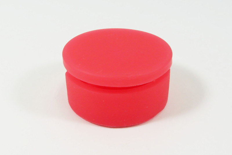 裏面はフェルト生地が貼られている