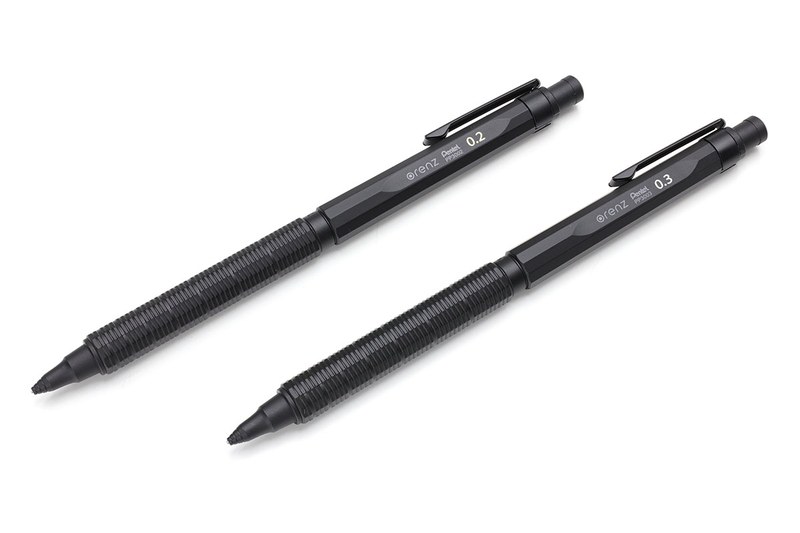 2018年8月8日掲載の「<a href="https://k-tai.watch.impress.co.jp/docs/column/korekori/1136809.html" class="strong bn" target="_blank">オレンズネロを213日間使ってみて</a>」。極細芯使用の折れにくいシャーペンを紹介しています。