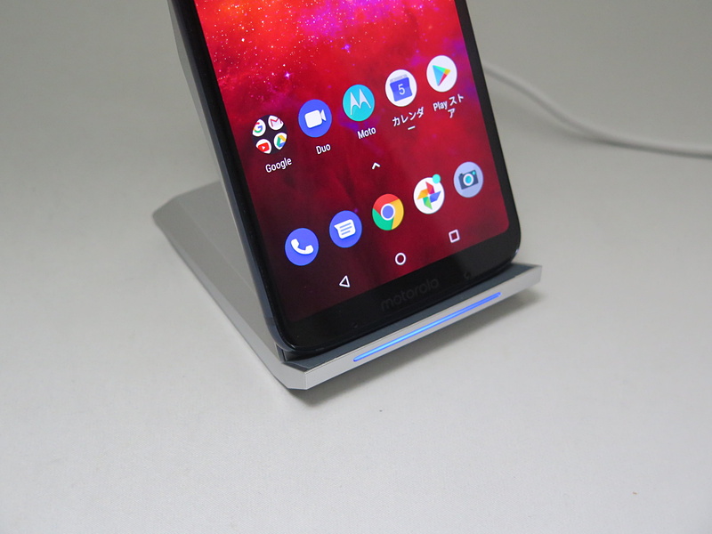 充電できない場合は、ブルーのLEDライトが点滅する