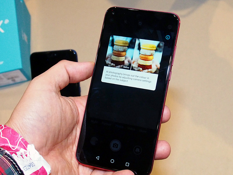 イメージセンサーの性能は高いが、ライカブランドを冠しておらず、ユーザーインターフェイスもPシリーズやMateシリーズとは異なる