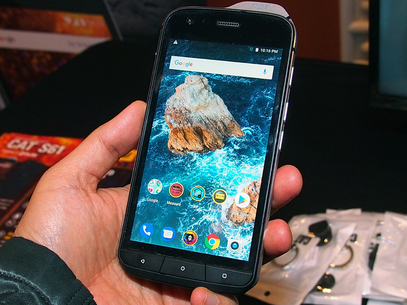 機能てんこ盛りでさまざまな現場のニーズにこたえるCAT S61