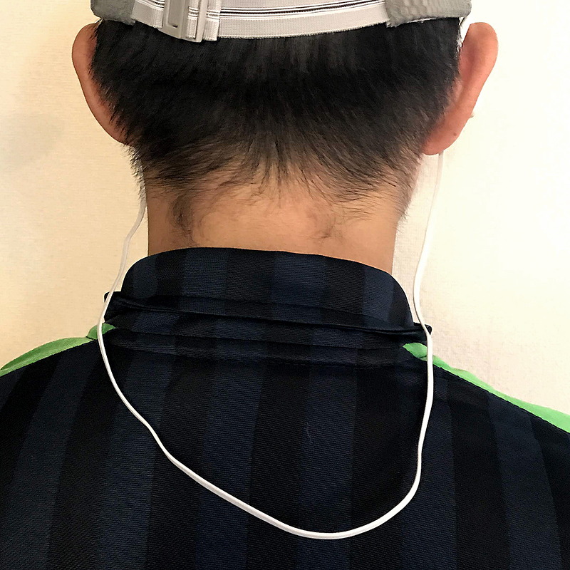 後ろから。ケーブル部に部品がない＝ほとんどタッチノイズが発生せず快適です