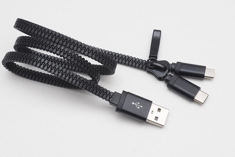 閉じれば邪魔にならない