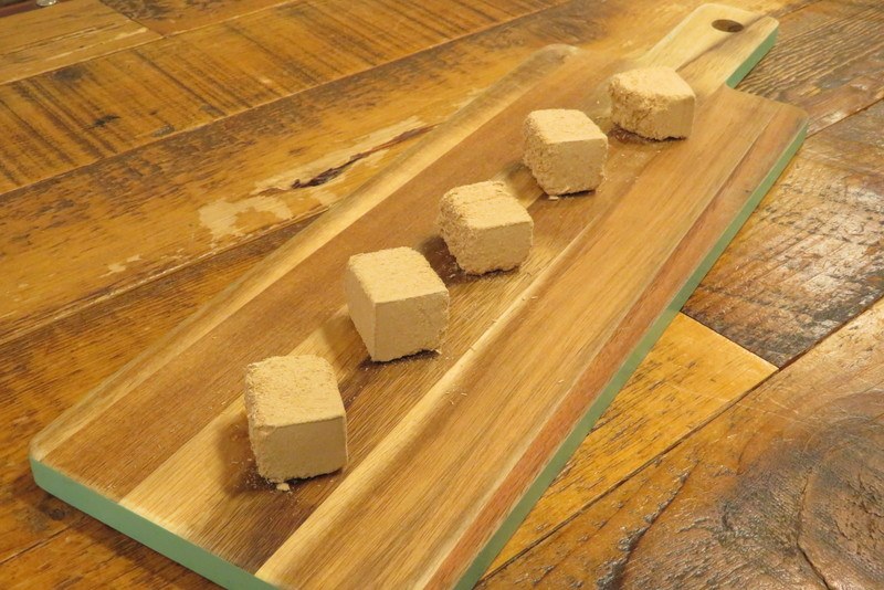 スモークキューブ