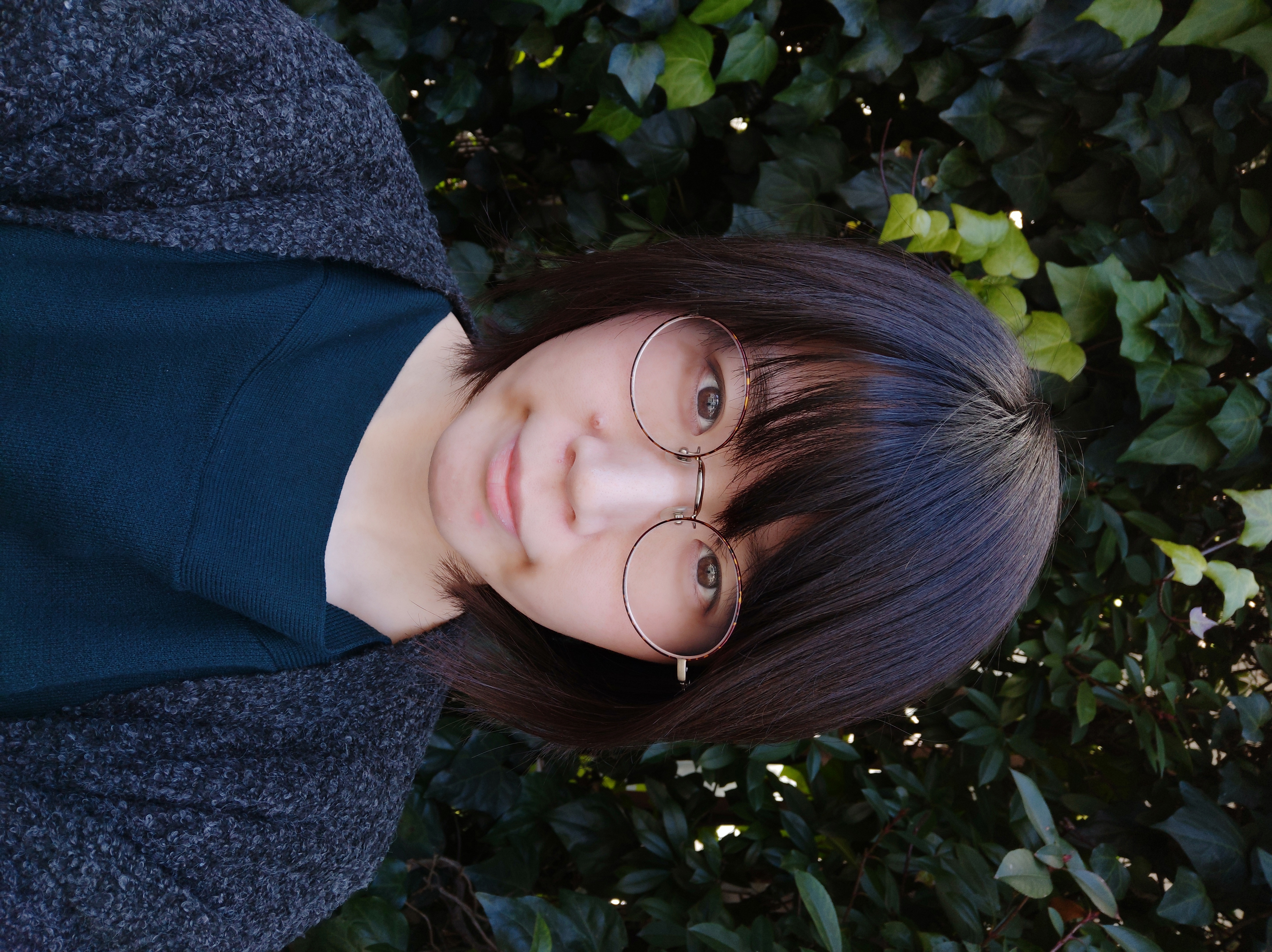 「AI」をオンにすると、肌がよく明るく写り、肌理も整った