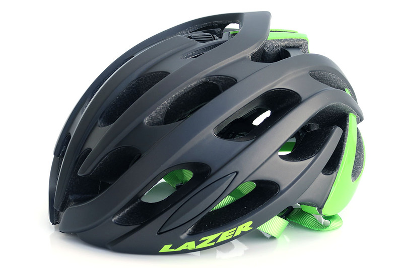 自転車用ヘルメットLAZERシリーズのBladeAF。カラーバリエーションも豊富です。