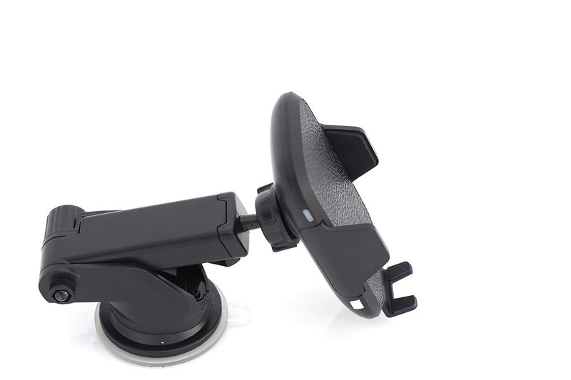 アーム型ホルダーは伸縮式。6cmくらい伸ばせます。