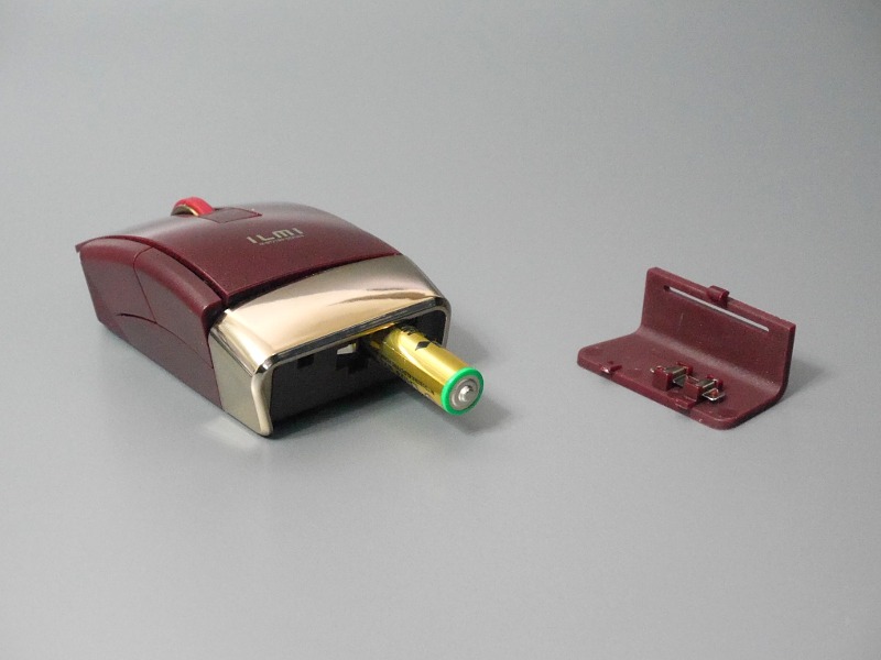 単4電池×1で駆動する。想定電池使用期間は「約156日」とのことで、半年弱もつ計算だ