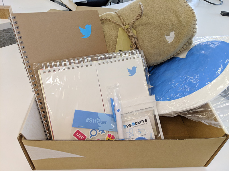 プレゼントされるグッズ