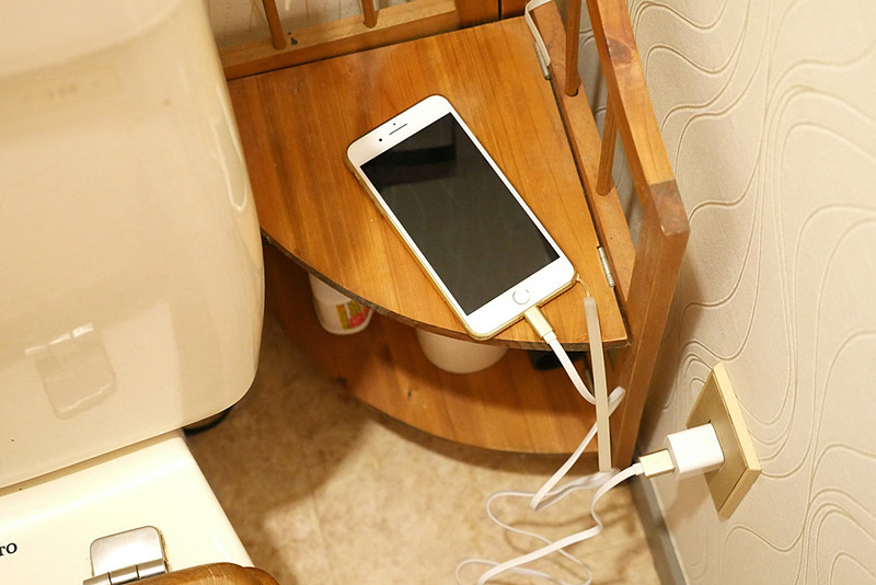 トイレ用スマホとしてiPhone 7 Plusを常備