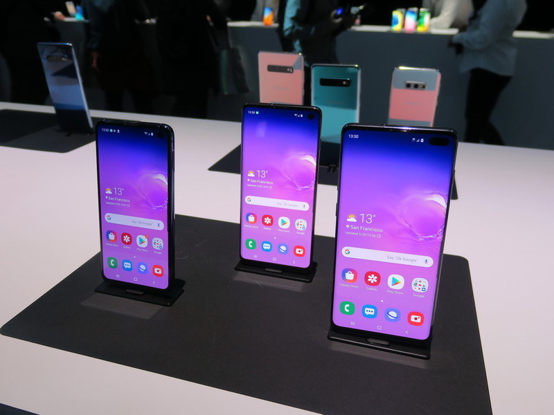 今回発表されたGalaxy S10シリーズの3機種は、どれがどの国内携帯電話事業者で採用されるのだろうか