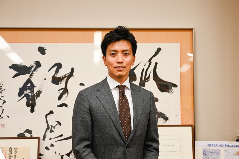 小林史明衆議院議員