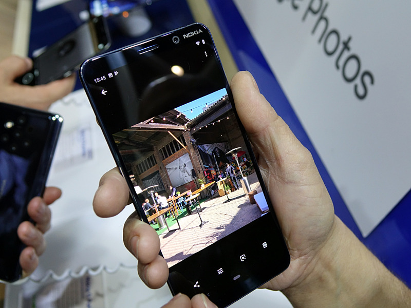 明暗差の大きな場所でも、白飛びや黒つぶれがない