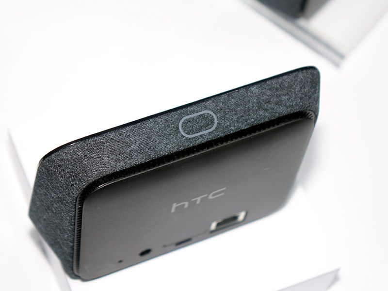 パフォーマンスを維持するため、HTC 5G HUBは冷却用ファンを採用