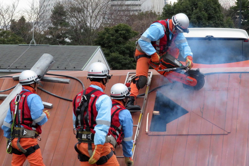 3月1日に行われたKDDI災害対策公開訓練の様子