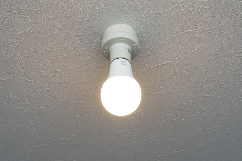 早速天井につけてみた