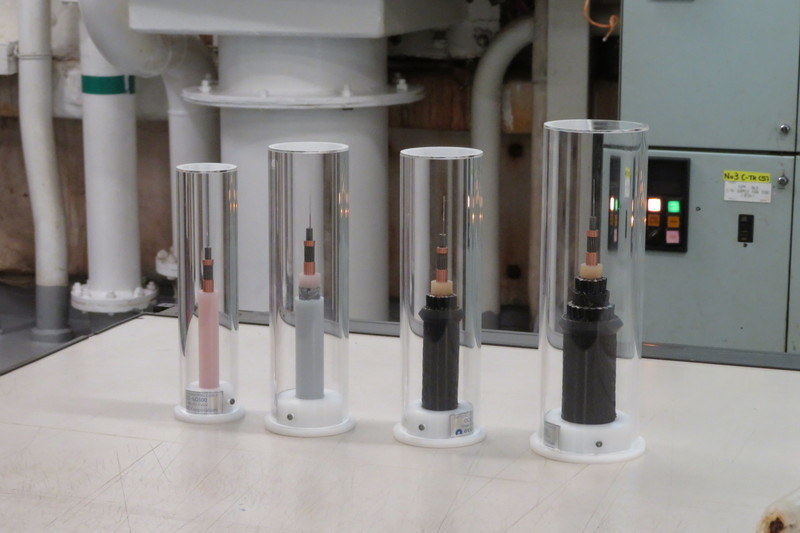 正常な海底ケーブル