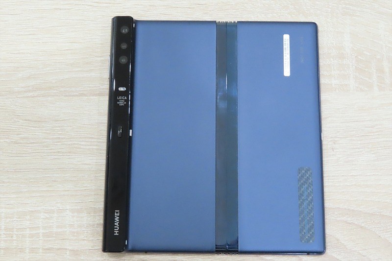 「HUAWEI Mate X」。2019年半ばに発売される予定