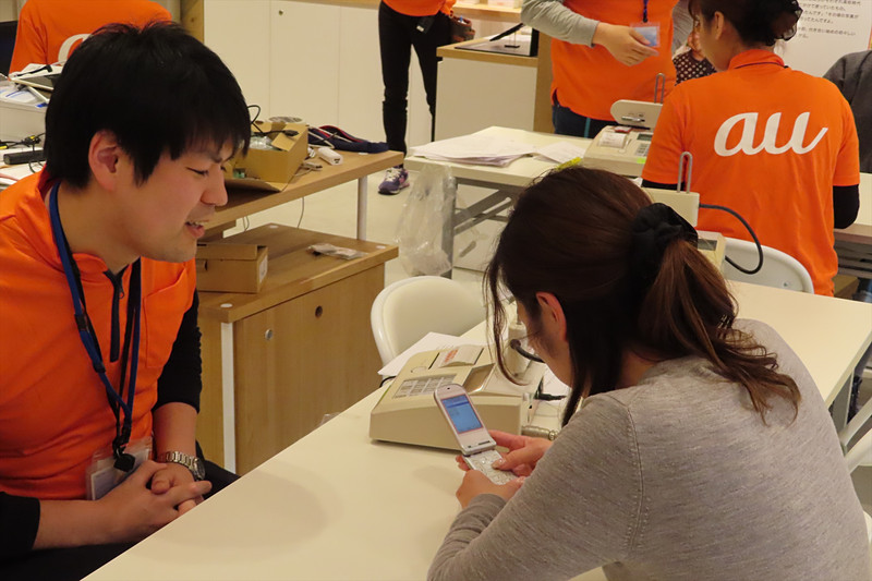 au KYOTOで開催された「おもいでケータイ再起動」