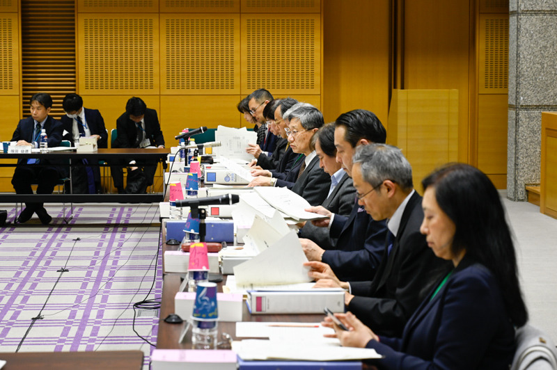 「モバイル市場の競争環境に関する研究会」（モバイル研究会）第10回