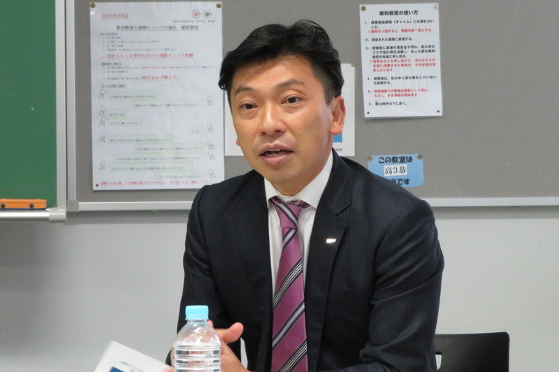 au損害保険 営業開発部 営業企画室長 水村大祐氏