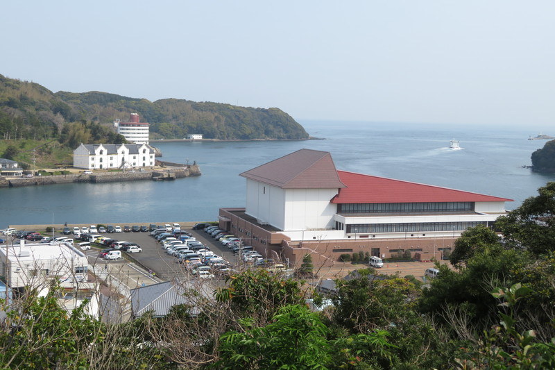 メイン会場となった平戸文化センター