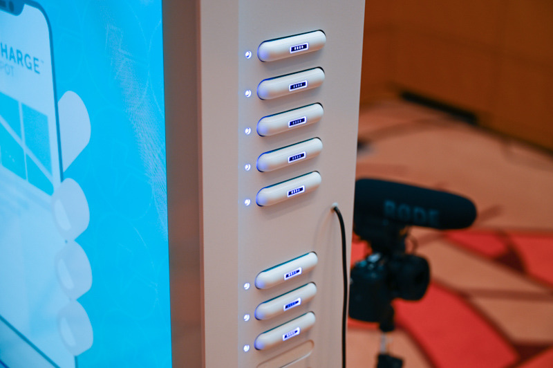 モバイルバッテリーのシェアリングサービス「ChargeSPOT」