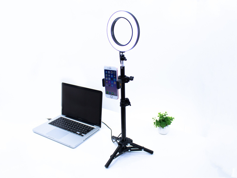「ライブ配信・自撮り用LEDリングライト付きスマホスタンド」（DN-915701）