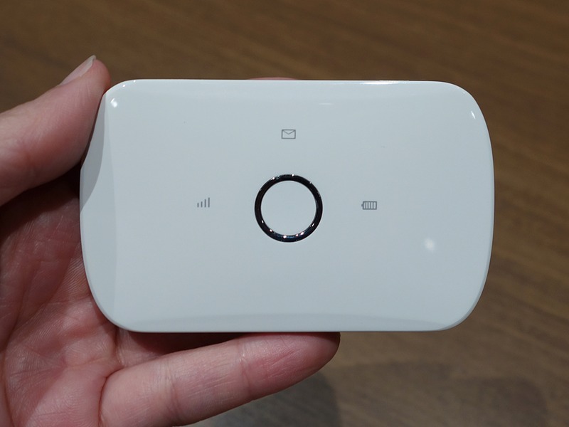 こちらはWi-Fiルーター。5G対応とすべく、開発中という