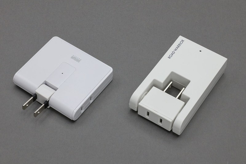 ACプラグが格納できないUSB-ACアダプターは携帯にイマイチ向きません。やっぱりACプラグ格納タイプがいいですね。