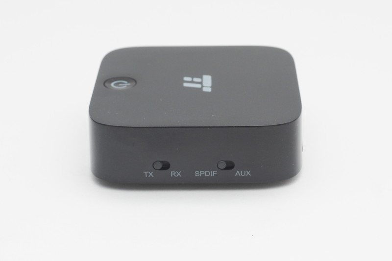 TT-BA09の送信と受信の切り替えは分かりやすい物理スイッチ、入力切り替えも物理スイッチ
