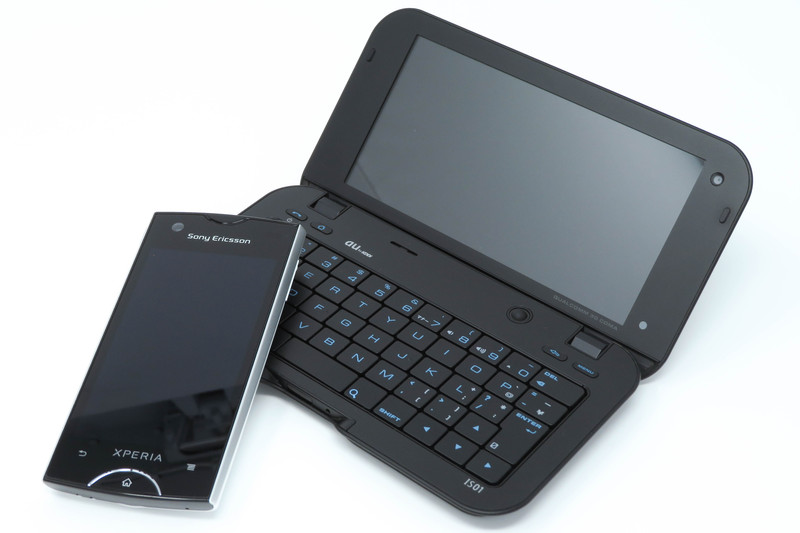 8年前に使っていたスマホたち。小型端末とキーボード付き端末は今でも大好物