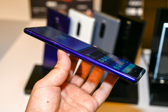 auから「Xperia 1 SOV40」、トリプルカメラに4Kディスプレイ